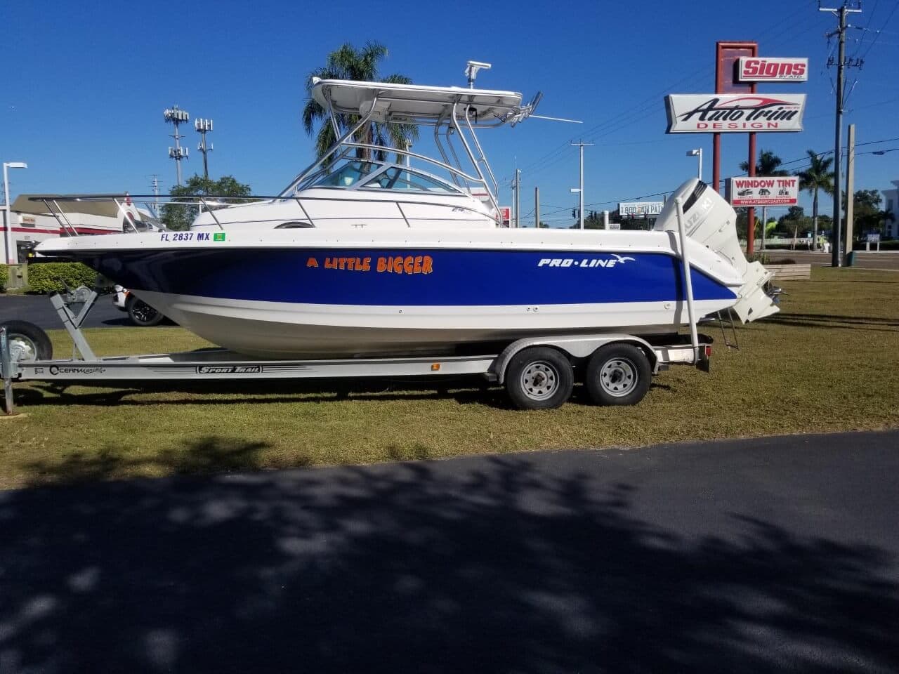Custom boat graphics marine graphics by Auto Trim Design Bradenton