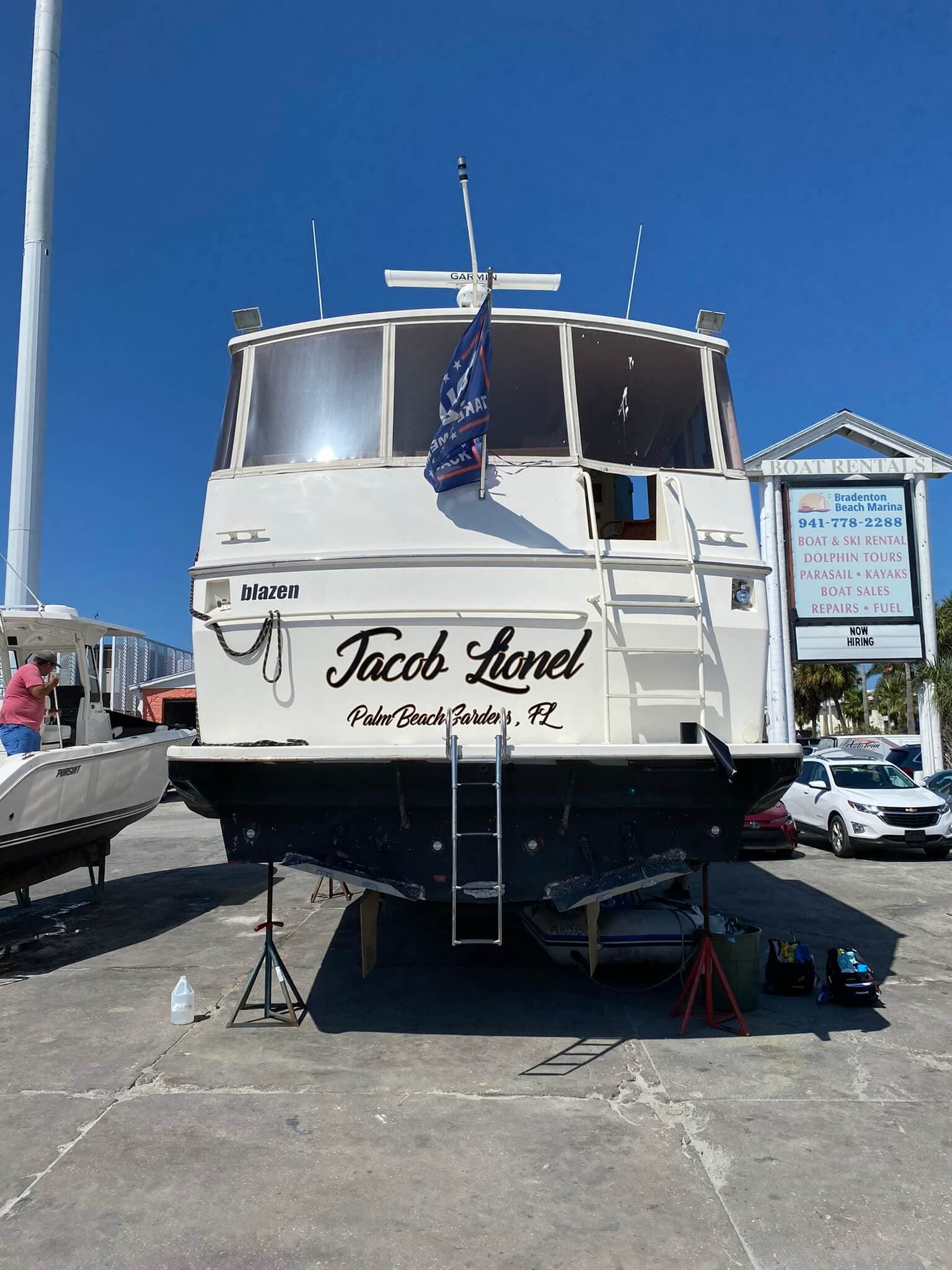 Custom boat graphics marine graphics by Auto Trim Design Bradenton