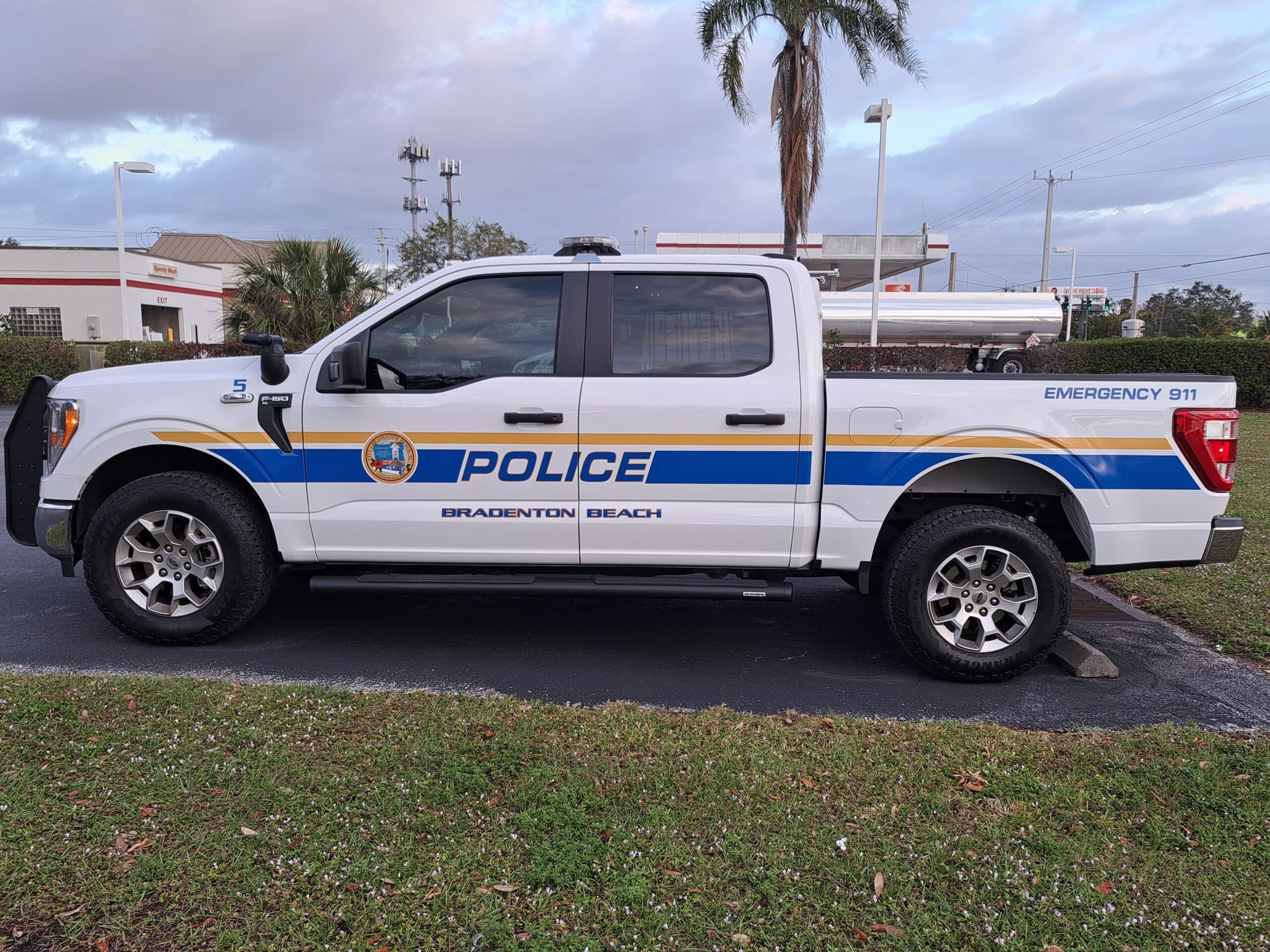 Fleet vehicle graphics commercial vehicle branding by Auto Trim Design